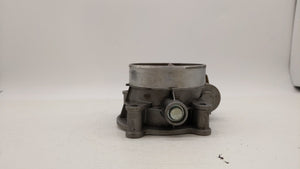 2015-2018 Chevrolet Tahoe Throttle Body P/N:12678224 12617792 Fits 2014 2015 2016 2017 2018 2019 OEM Used Auto Parts - Oemusedautoparts1.com