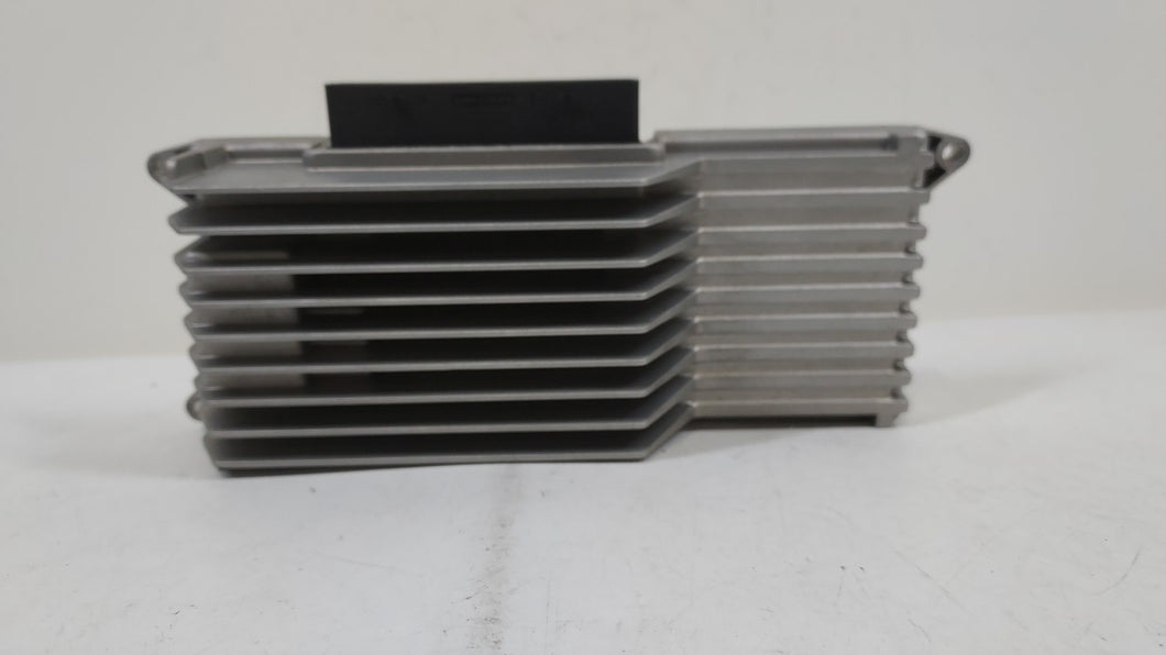 2015 Audi A4 Quattro Radio Speaker Amplifier 8r1 035 223 A|8r1035223a 266991 - Oemusedautoparts1.com