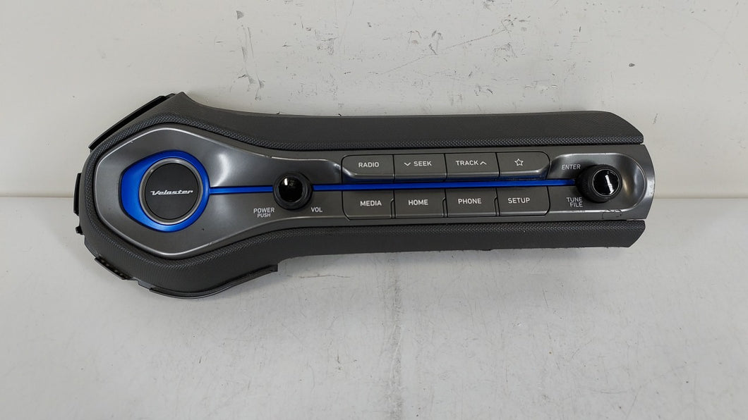 2019-2020 Hyundai Veloster Radio AM FM Cd Player Receiver Replacement Fits 2019 2020 OEM Used Auto Parts