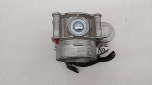 2013-2019 Ford Escape Throttle Body P/N:DS7E-9F991-AK DS7E-9F991-AD Fits 2013 2014 2015 2016 2017 2018 2019 2020 OEM Used Auto Parts - Oemusedautoparts1.com