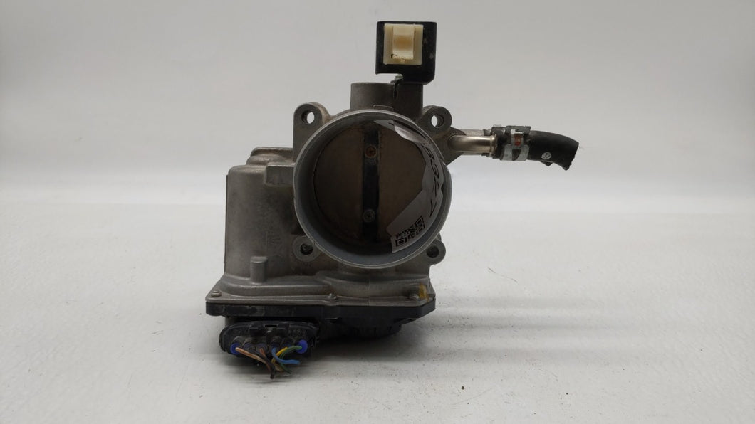 2009-2018 Toyota Rav4 Throttle Body P/N:22030-0V010 22030-36010 Fits 2009 2010 2011 2012 2013 2014 2015 2016 2017 2018 OEM Used Auto Parts - Oemusedautoparts1.com