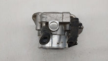 2011-2014 Hyundai Sonata Throttle Body P/N:35100-2G700 Fits 2011 2012 2013 2014 2015 2016 OEM Used Auto Parts - Oemusedautoparts1.com