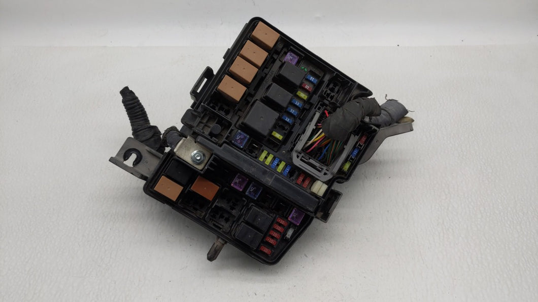 2011-2014 Hyundai Sonata Fusebox Fuse Box Panel Relay Module P/N:VS912003Q094YA VS912003Q071MG Fits 2011 2012 2013 2014 OEM Used Auto Parts