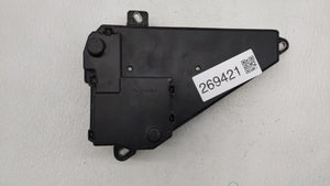 2006-2007 Bmw 525i Fusebox Fuse Box Panel Relay Module P/N:9 138 830 6957330 Fits 2006 2007 2008 2009 2010 OEM Used Auto Parts - Oemusedautoparts1.com