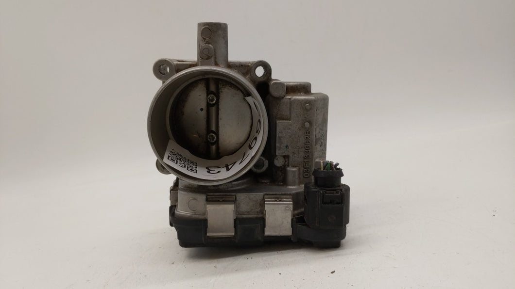 2013-2018 Volkswagen Jetta Throttle Body P/N:03F133062B Fits 2013 2014 2015 2016 2017 2018 OEM Used Auto Parts - Oemusedautoparts1.com