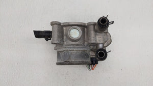 2013-2014 Hyundai Veloster Throttle Body P/N:35100-2B320 Fits 2013 2014 2015 2016 OEM Used Auto Parts - Oemusedautoparts1.com