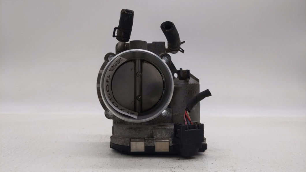 2011-2014 Hyundai Sonata Throttle Body P/N:35100-2G700 Fits 2011 2012 2013 2014 2015 2016 OEM Used Auto Parts - Oemusedautoparts1.com