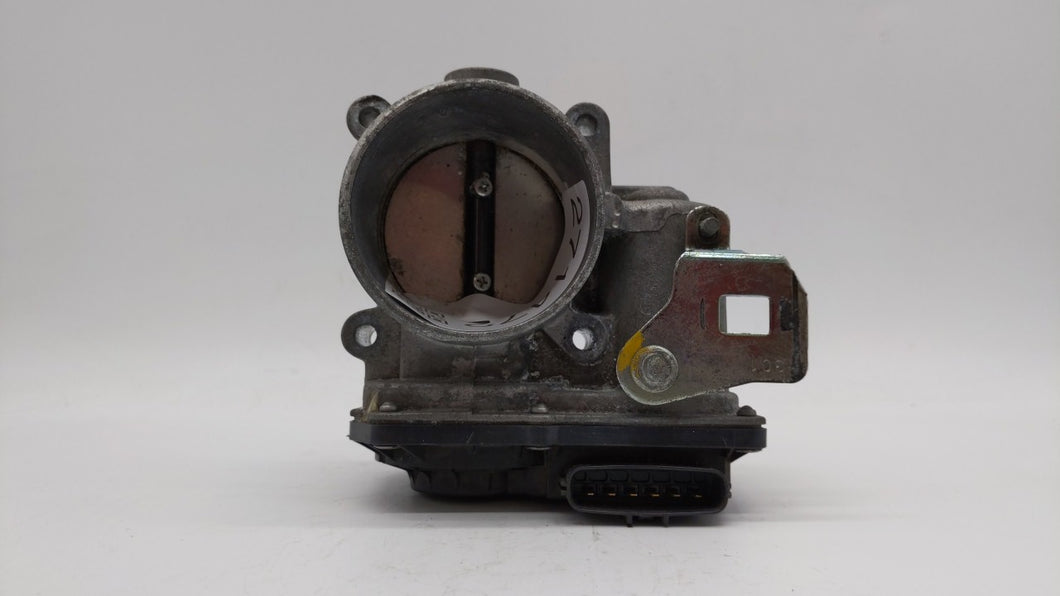 2014 Mazda 3 Throttle Body P/N:PY01 13 640 A Fits OEM Used Auto Parts - Oemusedautoparts1.com