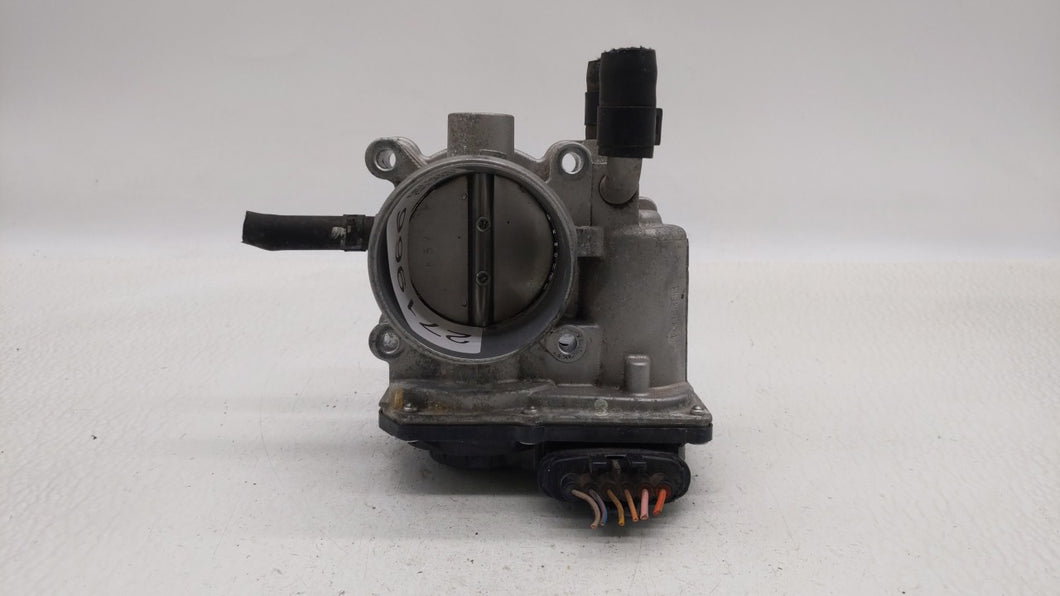 2012-2019 Kia Soul Throttle Body P/N:5302-1S02 35100-2B300 Fits 2012 2013 2014 2015 2016 2017 2018 2019 OEM Used Auto Parts - Oemusedautoparts1.com