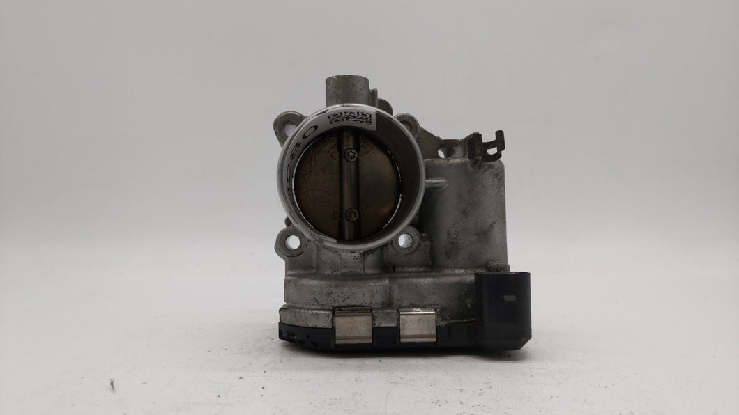 2013-2016 Ford Escape Throttle Body P/N:0 280 750 535 7S7G-9F991-CA Fits 2013 2014 2015 2016 2017 2018 2019 OEM Used Auto Parts - Oemusedautoparts1.com