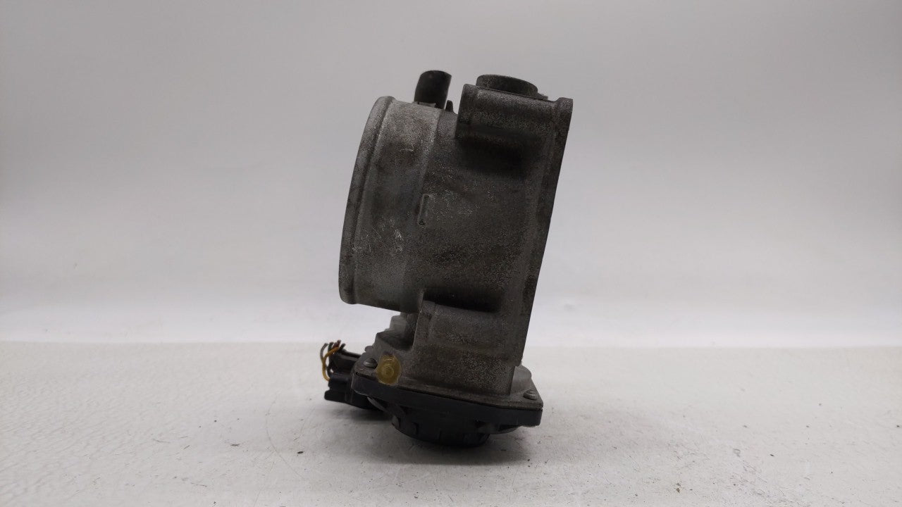 2007-2018 Lexus Es350 Throttle Body P/N:22030-0P050 22030-31030 Fits OEM Used Auto Parts - Oemusedautoparts1.com