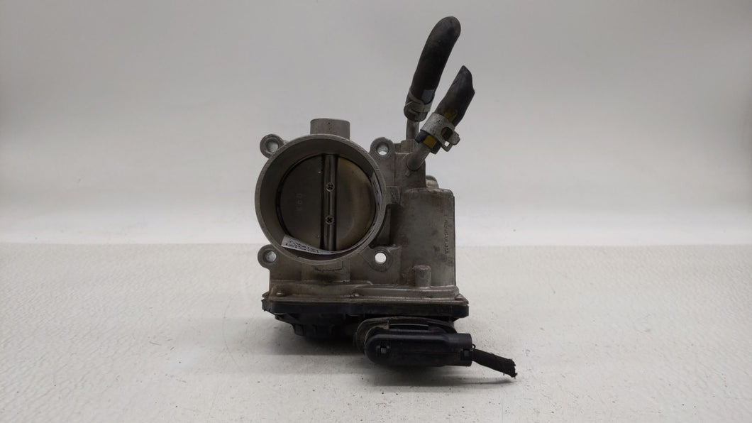 2011-2018 Hyundai Elantra Throttle Body P/N:35100-2E000 Fits 2011 2012 2013 2014 2015 2016 2017 2018 2019 OEM Used Auto Parts - Oemusedautoparts1.com