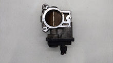 2003-2006 Chevrolet Suburban 2500 Throttle Body P/N:RME75 1257080 Fits 2002 2003 2004 2005 2006 2007 OEM Used Auto Parts - Oemusedautoparts1.com