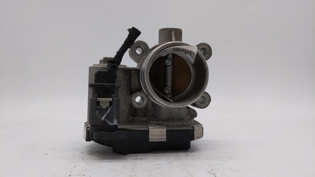 2018-2019 Chevrolet Equinox Throttle Body P/N:12659491BA 12671379AA Fits 2016 2017 2018 2019 OEM Used Auto Parts - Oemusedautoparts1.com