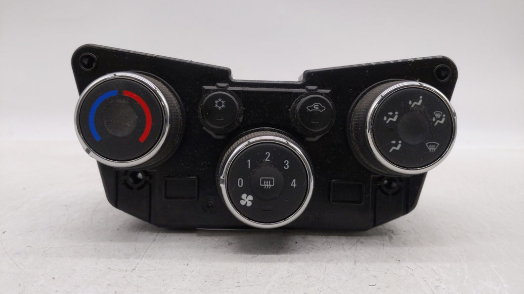 2013 Chevrolet Sonic Climate Control Module Temperature AC/Heater Replacement P/N:95332699 95266757 Fits OEM Used Auto Parts - Oemusedautoparts1.com