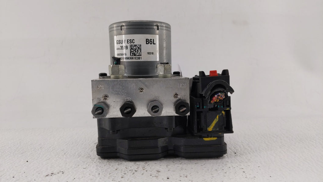 2017-2018 Chevrolet Trax ABS Pump Control Module Replacement P/N:42643519 42520669 Fits 2017 2018 2019 OEM Used Auto Parts - Oemusedautoparts1.com