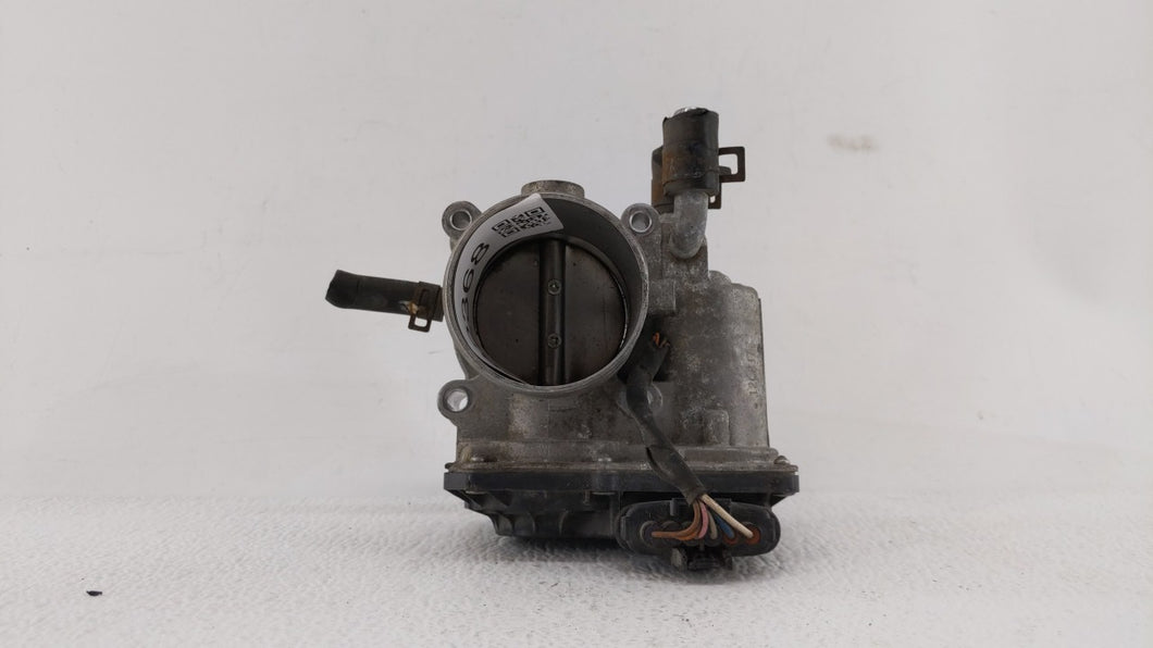 2012-2019 Kia Rio Throttle Body P/N:5302-1S02 35100-2B300 Fits 2012 2013 2014 2015 2016 2017 2018 2019 OEM Used Auto Parts - Oemusedautoparts1.com