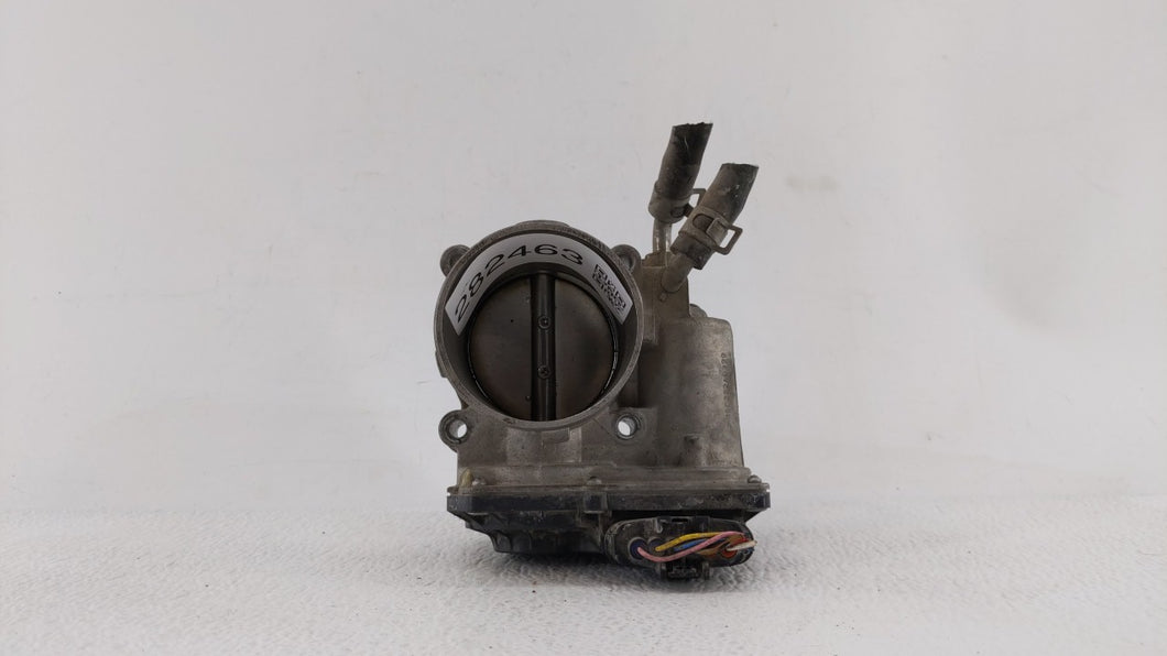 2014-2016 Kia Forte Throttle Body P/N:35100-2E400 Fits 2012 2013 2014 2015 2016 2018 2019 OEM Used Auto Parts - Oemusedautoparts1.com