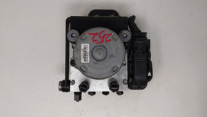 2017-2018 Hyundai Santa Fe ABS Pump Control Module Replacement P/N:58920-B8AC0 Fits 2017 2018 OEM Used Auto Parts - Oemusedautoparts1.com