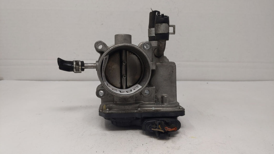 2012-2019 Kia Soul Throttle Body P/N:35100-2B310 5302-1S02 Fits 2012 2013 2014 2015 2016 2017 2018 2019 OEM Used Auto Parts - Oemusedautoparts1.com