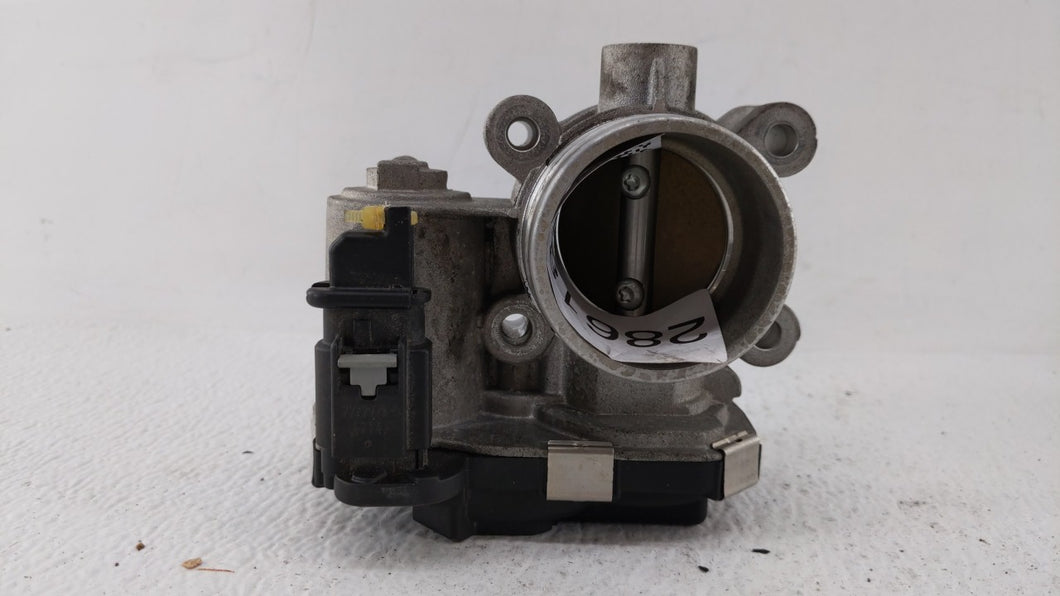 2018-2019 Chevrolet Equinox Throttle Body P/N:12659491BA 12671379AA Fits 2016 2017 2018 2019 OEM Used Auto Parts - Oemusedautoparts1.com