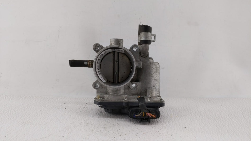 2012-2019 Kia Soul Throttle Body P/N:35100-2B310 5302-1S02 Fits 2012 2013 2014 2015 2016 2017 2018 2019 OEM Used Auto Parts - Oemusedautoparts1.com