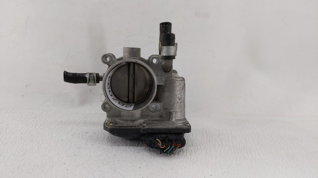 2012-2019 Hyundai Accent Throttle Body P/N:35100-2B310 5302-1S02 Fits 2012 2013 2014 2015 2016 2017 2018 2019 OEM Used Auto Parts