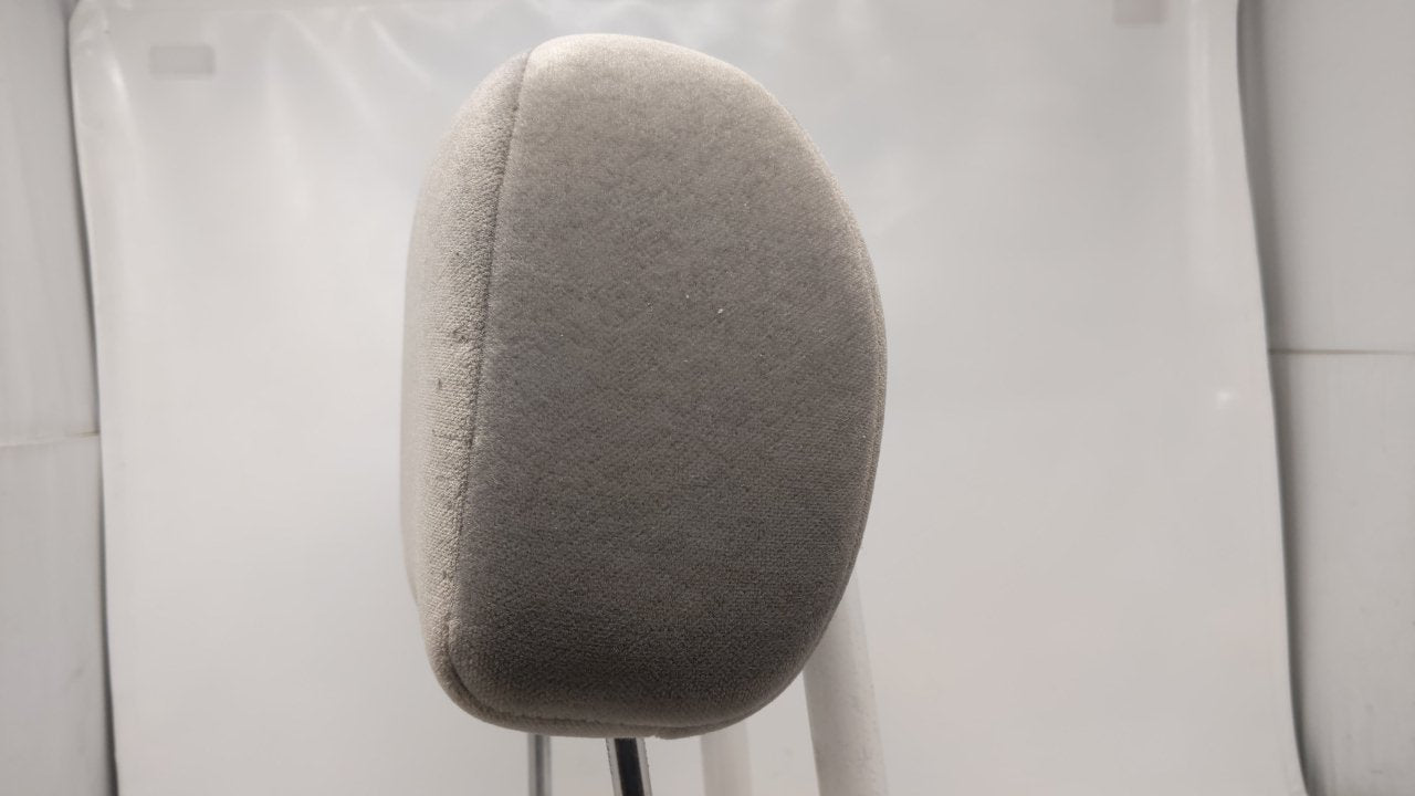 2000-2005 Chevrolet Impala Headrest Driver Passenger Front Cloth Gray R9S17B21 - Oemusedautoparts1.com