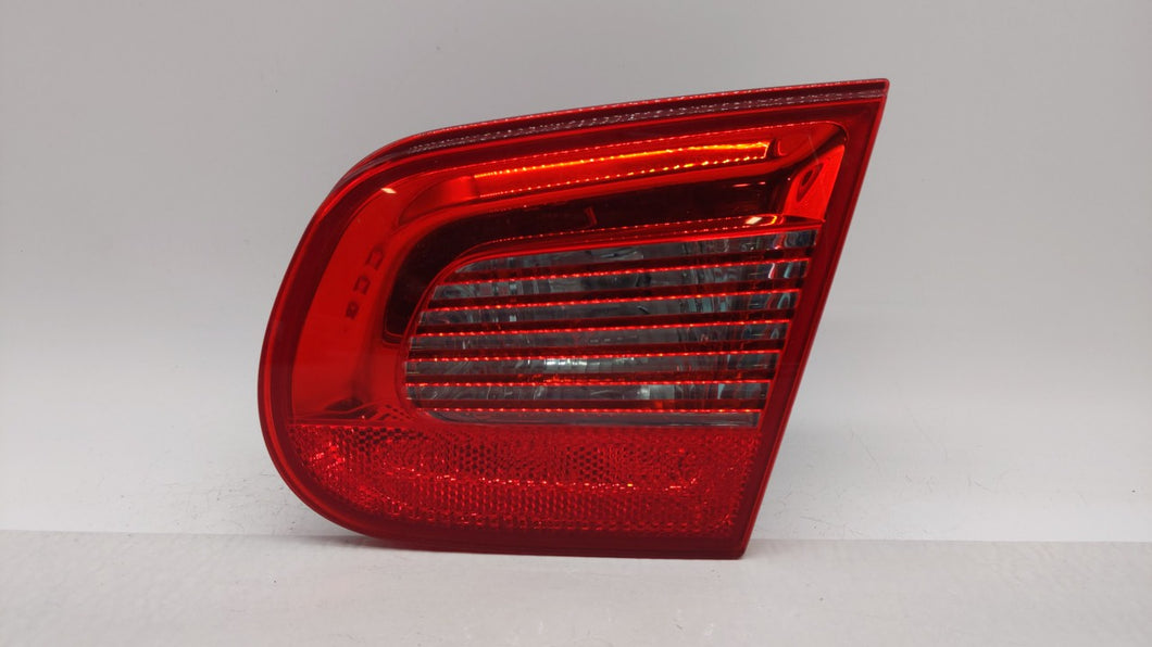 2007-2011 Volkswagen Eos Tail Light Assembly Passenger Right OEM P/N:1Q0945094 Fits 2007 2008 2009 2010 2011 OEM Used Auto Parts - Oemusedautoparts1.com