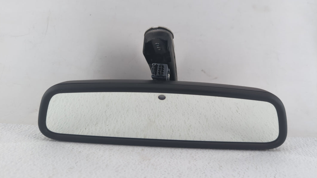 2006-2014 Land Rover Range Rover Interior Rear View Mirror Replacement OEM P/N:E11025891 Fits OEM Used Auto Parts - Oemusedautoparts1.com