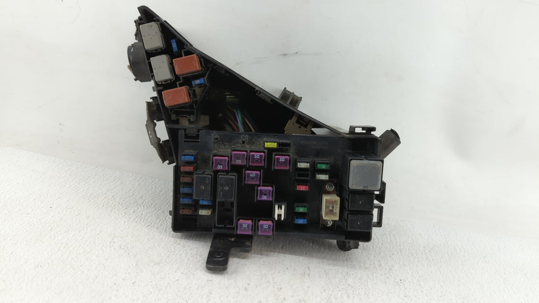 2010-2013 Subaru Forester Fusebox Fuse Box Panel Relay Module P/N:82241SC050 MB100200B Fits 2010 2011 2012 2013 OEM Used Auto Parts - Oemusedautoparts1.com