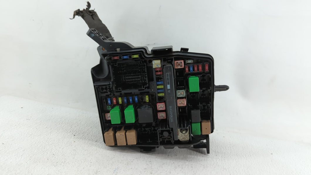 2011-2014 Hyundai Sonata Fusebox Fuse Box Panel Relay Module P/N:VS912003Q071MG VSQFHE2370F0175 Fits 2011 2012 2013 2014 OEM Used Auto Parts - Oemusedautoparts1.com