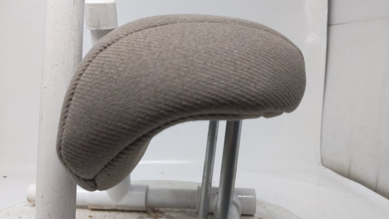 2002 Kia Rio Headrest Head Rest Front Driver Passenger Seat Fits OEM Used Auto Parts - Oemusedautoparts1.com
