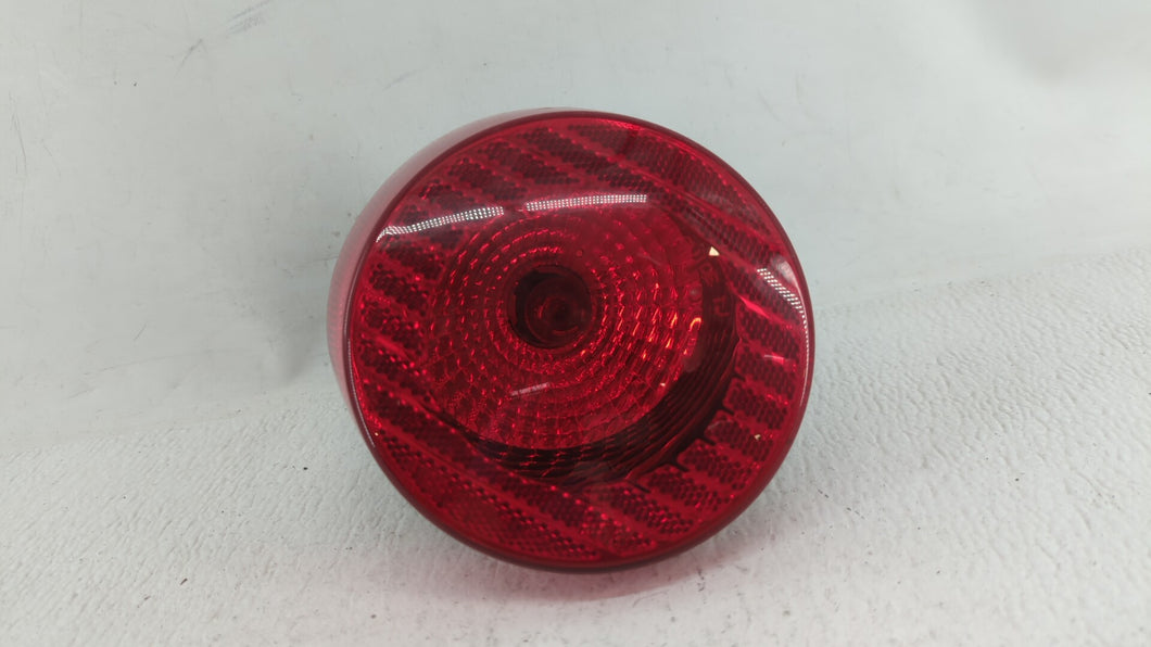 2005-2010 Chevrolet Cobalt Tail Light Assembly Driver Left OEM P/N:15797855 16532531 Fits 2005 2006 2007 2008 2009 2010 OEM Used Auto Parts - Oemusedautoparts1.com