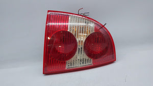 1998-2001 Volkswagen Passat Tail Light Assembly Passenger Right OEM P/N:3B5 945 095AC Fits 1998 1999 2000 2001 OEM Used Auto Parts