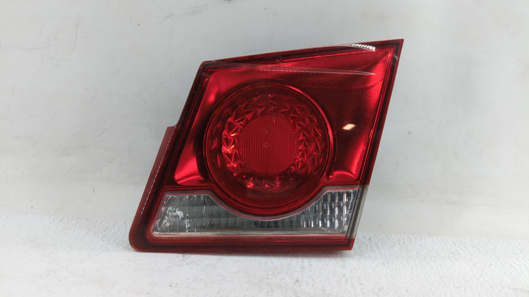 2011-2016 Chevrolet Cruze Tail Light Assembly Passenger Right OEM Fits 2011 2012 2013 2014 2015 2016 OEM Used Auto Parts - Oemusedautoparts1.com