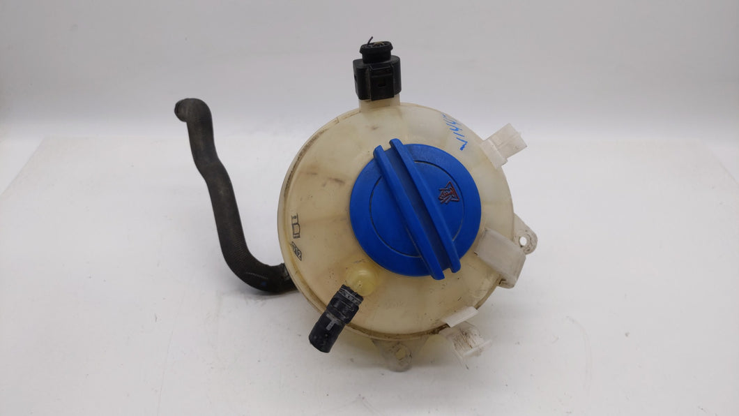 2005 Volkswagen Jetta Radiator Coolant Overflow Expansion Tank Bottle - Oemusedautoparts1.com