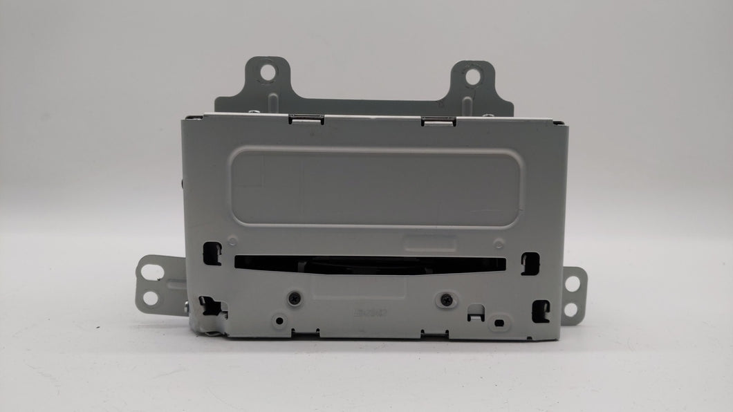 2011-2012 Chevrolet Cruze Radio AM FM Cd Player Receiver Replacement P/N:20983517 20907419 Fits 2010 2011 2012 OEM Used Auto Parts - Oemusedautoparts1.com