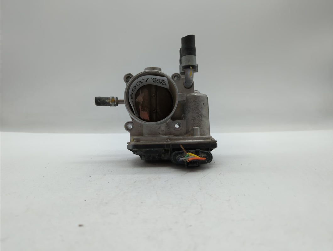 2012-2019 Hyundai Accent Throttle Body P/N:35100-2B310 5302-1S02 Fits 2012 2013 2014 2015 2016 2017 2018 2019 OEM Used Auto Parts