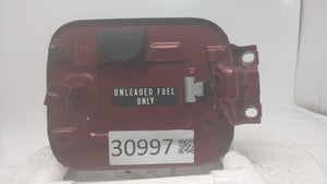 1997 Isuzu Oasis Fuel Filler Door Lid Gas Tank Cover Cap Oem Red R8S8B04 - Oemusedautoparts1.com