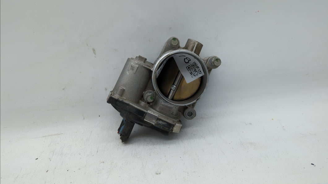 2016-2017 Chevrolet Equinox Throttle Body P/N:12669146AA 12670834AA Fits 2016 2017 OEM Used Auto Parts