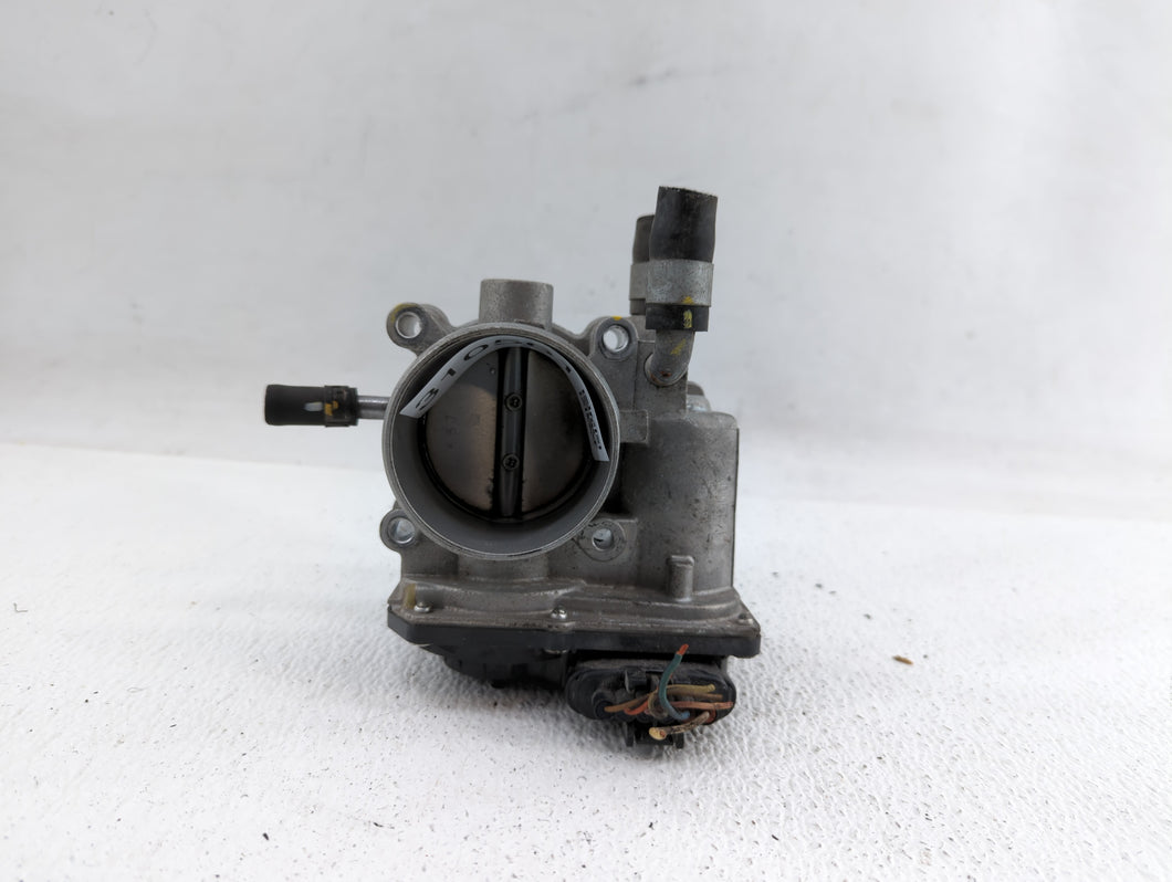 2012-2019 Hyundai Accent Throttle Body P/N:35100-2B310 5302-1S02 Fits 2012 2013 2014 2015 2016 2017 2018 2019 OEM Used Auto Parts