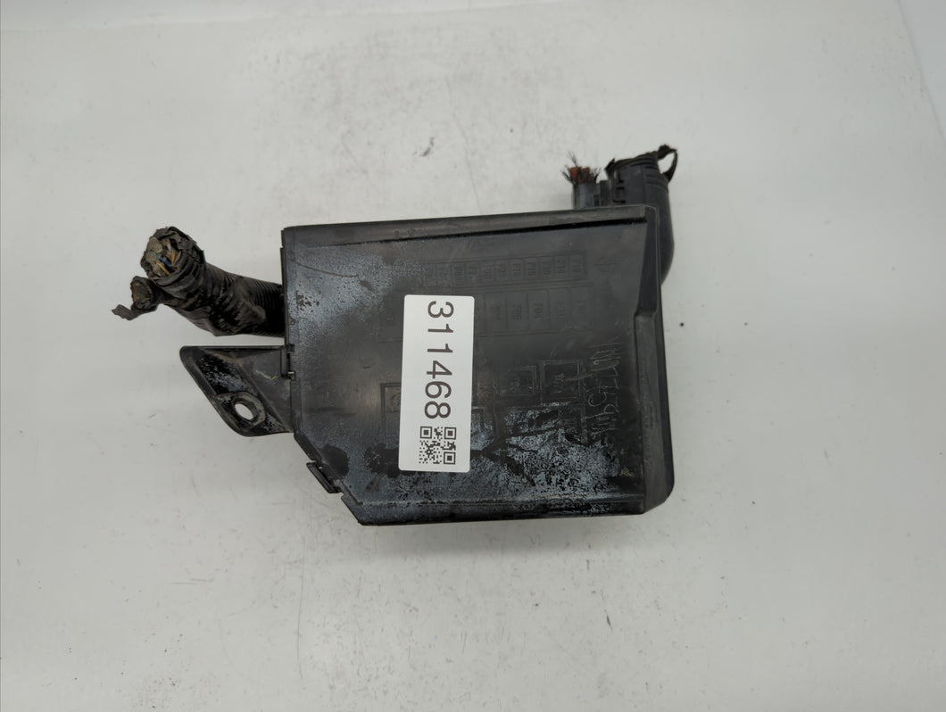 2012-2017 Fiat 500 Fusebox Fuse Box Panel Relay Module P/N:68184343AC Fits 2012 2013 2014 2015 2016 2017 OEM Used Auto Parts