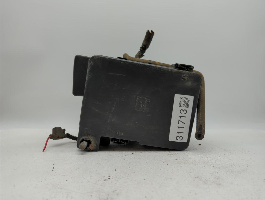 2013-2016 Chevrolet Equinox Fusebox Fuse Box Panel Relay Module P/N:22929763-01 Fits 2013 2014 2015 2016 OEM Used Auto Parts