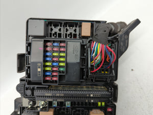 2016-2017 Hyundai Sonata Fusebox Fuse Box Panel Relay Module P/N:6423-0102-7 91277C2570LC Fits 2016 2017 OEM Used Auto Parts