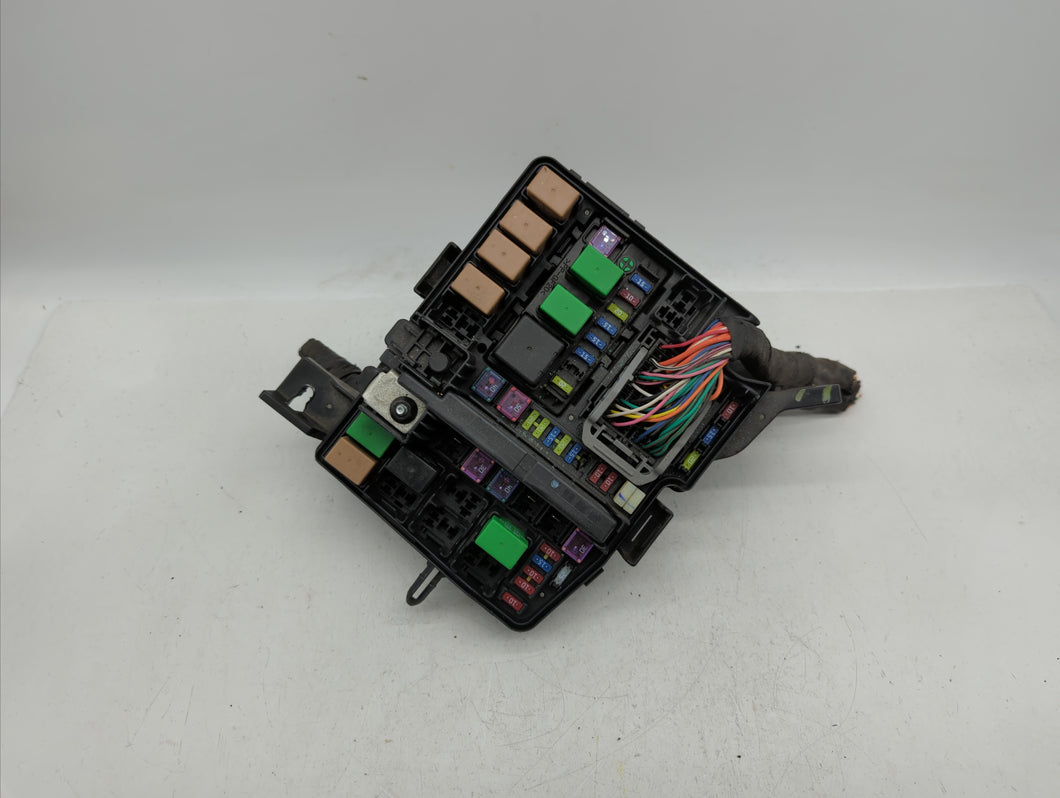 2011-2014 Hyundai Sonata Fusebox Fuse Box Panel Relay Module P/N:VS912003Q094YA VS912003Q071MG Fits 2011 2012 2013 2014 OEM Used Auto Parts