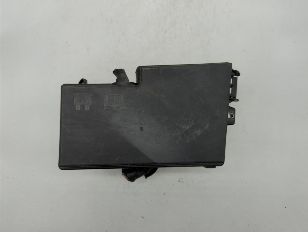 2010-2012 Mazda Cx-7 Fusebox Fuse Box Panel Relay Module P/N:EG21-66767 Fits 2010 2011 2012 OEM Used Auto Parts