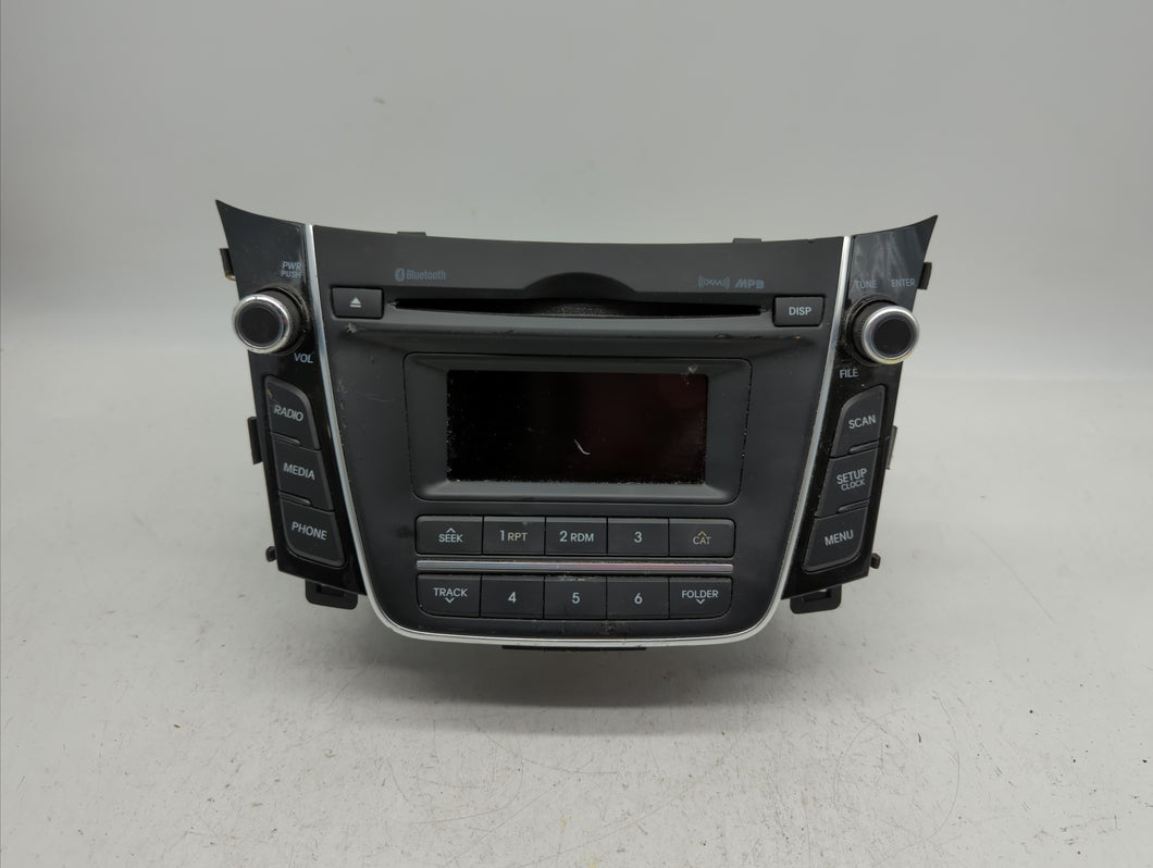 2016-2017 Hyundai Elantra Gt Radio AM FM Cd Player Receiver Replacement P/N:96170-A5260GU 96170-A5260GU Fits 2016 2017 OEM Used Auto Parts