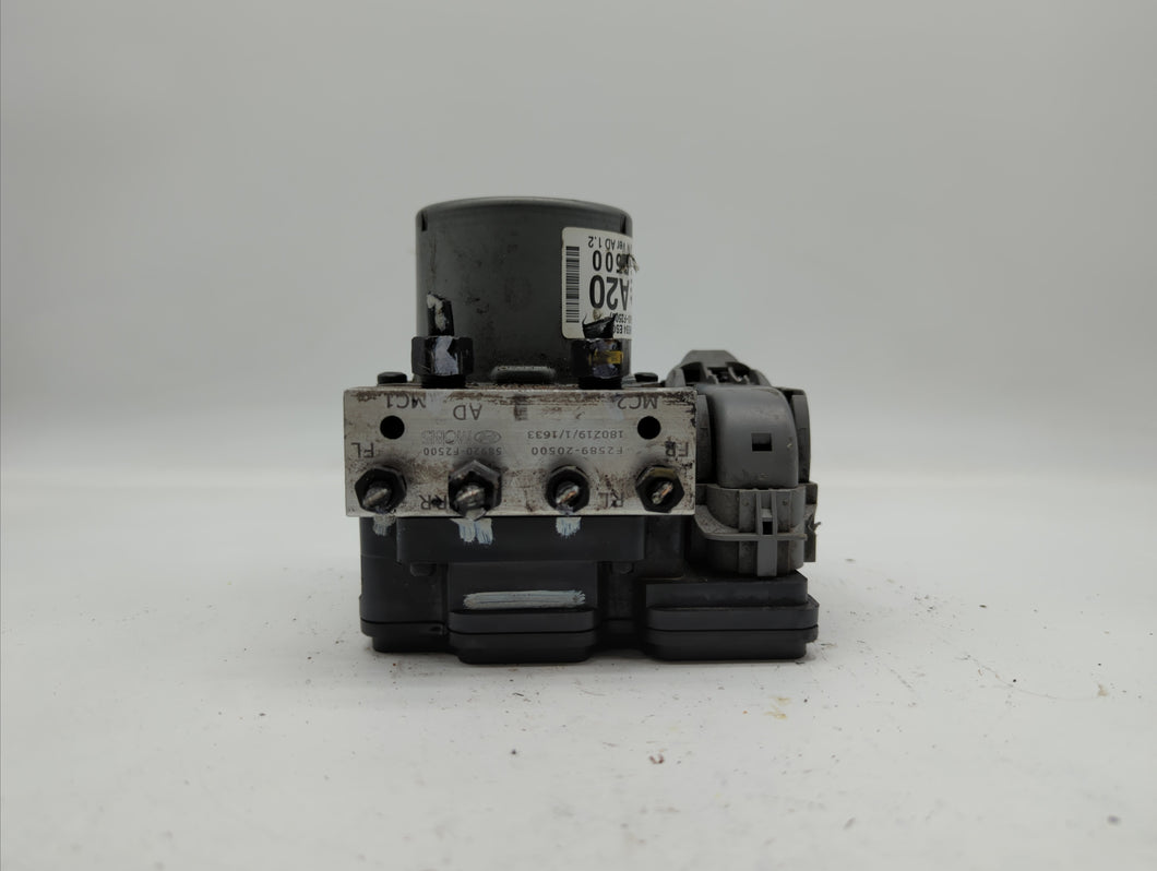 2017-2018 Hyundai Elantra ABS Pump Control Module Replacement P/N:58900-F2500 58920-F2500 Fits 2017 2018 OEM Used Auto Parts