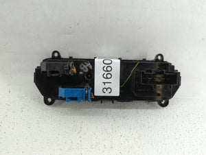 2015-2018 Ford Focus Climate Control Module Temperature AC/Heater Replacement P/N:F1ET-19980-LJ F1ET-19980-JF Fits OEM Used Auto Parts